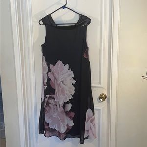 Off the shoulders SLNY dress